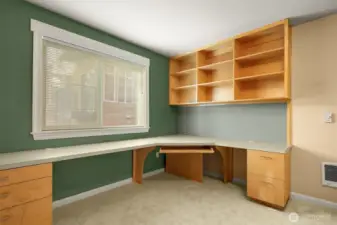 Built in Shelving & Workspace