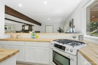 2nd kitchen! Perfect for game day, rental income,