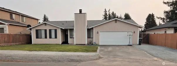 New Roof and New Garage door.