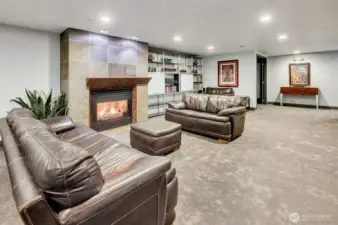 A public lounge area to sit and read, work or entertain