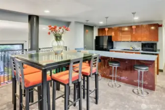 For your larger dinner parties or gather with other neighbors