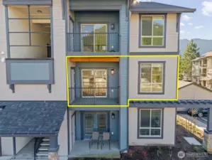 Great 2nd floor unit with views from every window.