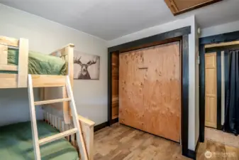 Another murphy bed in the bunk room