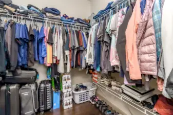 Walk-in closet