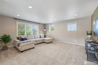 Notice ~ ALL Upstairs Windows are Wood Wrapped & new recessed lighting.