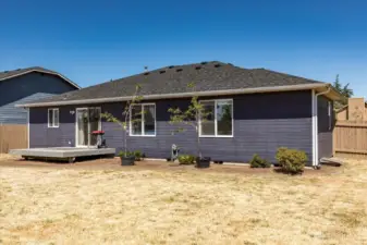 Let the worry wash away knowing you are buying a very well kept home!