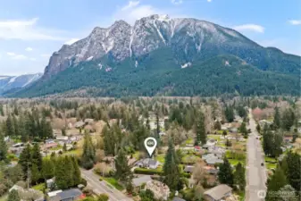 Ideally located within walking distance to downtown amenities, restaurants, E.J. Roberts Park and year round community events.