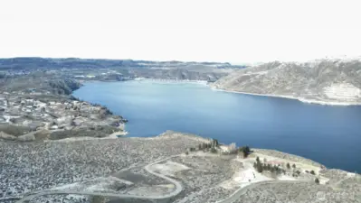 Beautiful Lake Roosevelt Looking West.