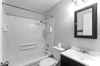 Full Bath - Tub/Shower