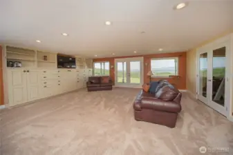 Lower Level - Family Room
