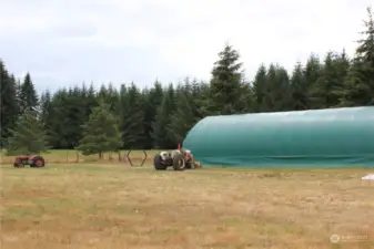 36x65 ft hoop barn