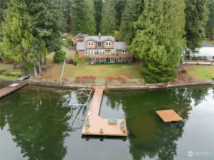 Beautiful multi level home on Clear Lake with beautiful dock and auxiliary floating dock. Fully fenced back yard.