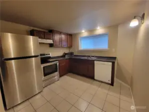 Lower unit kitchen