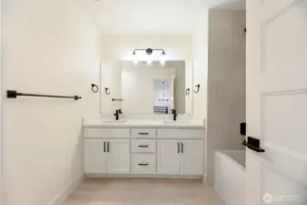 Main upstairs bath