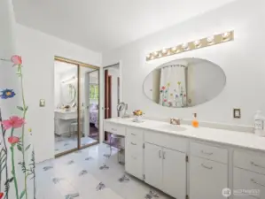 Primary bath