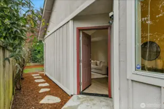 Private entry along side of home