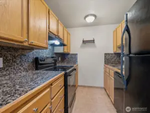 Kitchen appliances included