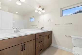 Upper hall bath