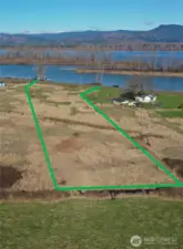 Outline is approximate based on land markers and fencing on property