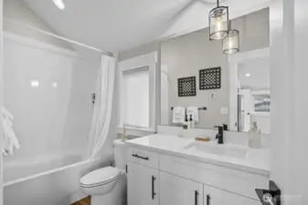 Guest House - bathroom.