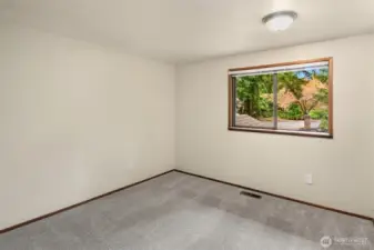 upper 3rd bedroom