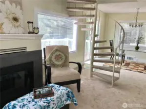 Swirl staircase to upper floor