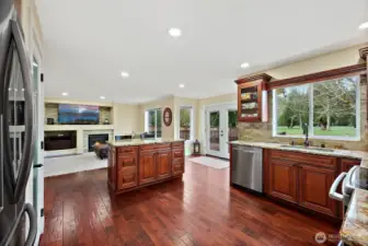 Spacious Kitchen