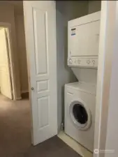 Full size washer/dryer in unit