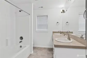 Upstairs hall bathroom