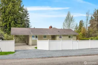 Marketing Remarks  Sunny, spacious rambler on a large peaceful lot, offering a fully functional multi-generational suite or rentable ADU, just an easy walk to the new light rail station and to all the fun and amenities in Shoreline’s North City