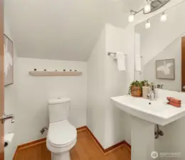 Powder room on the main.