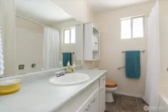 Hall full bath