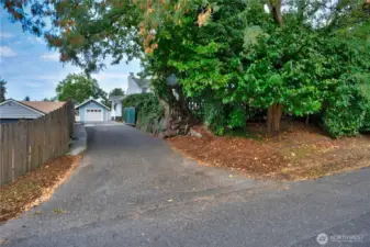 Main drive off 7th S.