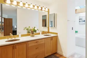 Dual copper sinks