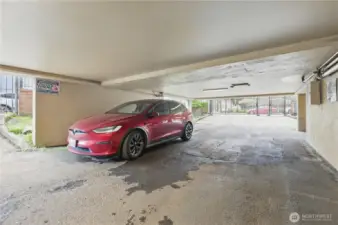 Best parking space, direct in/out with no trans or cars parked adjacent.