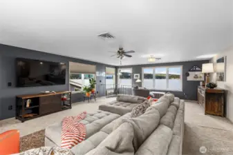 Upper level