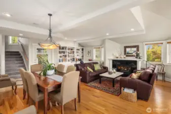 Adjacent formal dining area, perfect for entertaining large groups