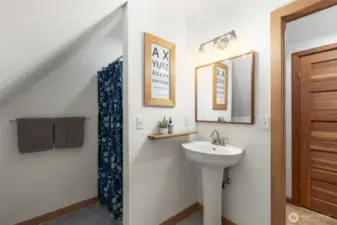 3/4 bath on upper level