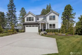 Actual home shown. Photos are for representational purposes only.  Colors and options may vary.