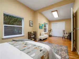 This large room will make your creative juices come to live. Is it an office? Is it a guest room? Is it a craft room? So many choices but you decide.