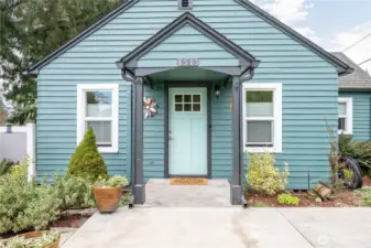 Inviting Entry Porch