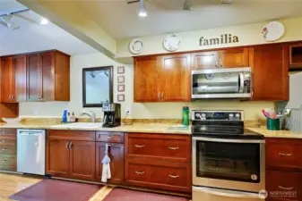 The long kitchen counters are perfect for meal prep, baking, entertaining, and more.