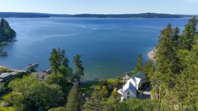 Set in a quiet cove, teaming with wildlife