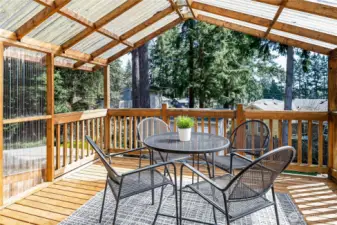 From cozy dinners to summer BBQs, this covered deck is ready for all your alfresco adventures.
