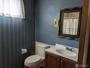 Full bathroom