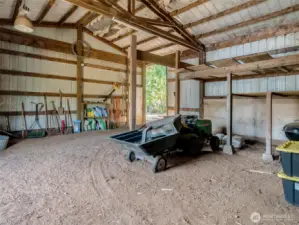 Barn/Shop