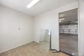 Extra Room in Garage