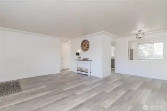 Cute dining room nook with doorway to kitchen