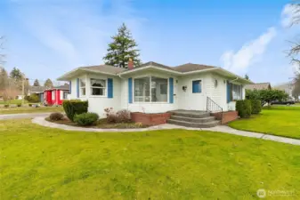 Welcome to 1416 Front Street Lynden, this home is well maintained and beautifully situated on picturesque Front Street just 2 blocks from the Fairway Shopping Center.