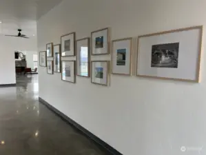 Hall with all the history of Vanatge Bay.